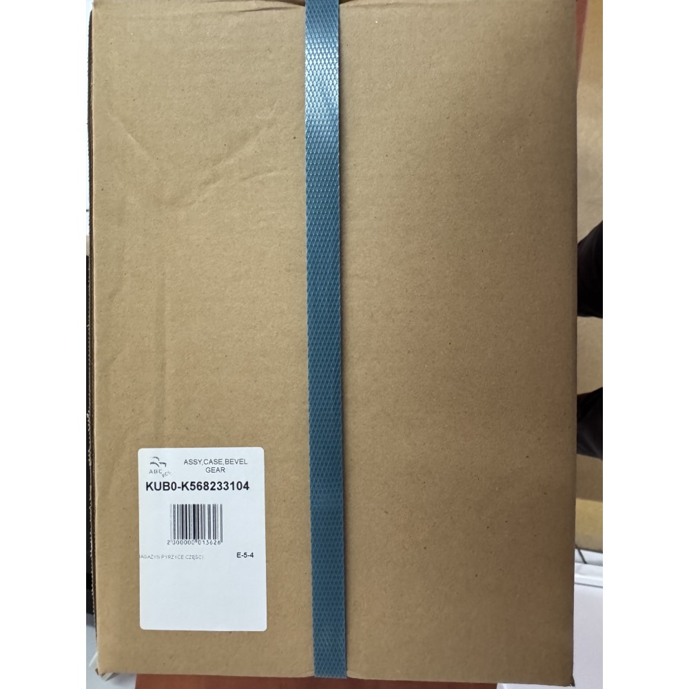 Kubota K56823-3104 — oryginalna część zamienna (Assy Case Bevel Gear)