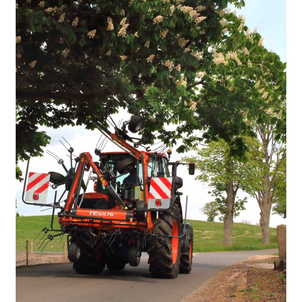 Kubota Przetrząsacze TE (TE4000-TE10000) | ABC ROL